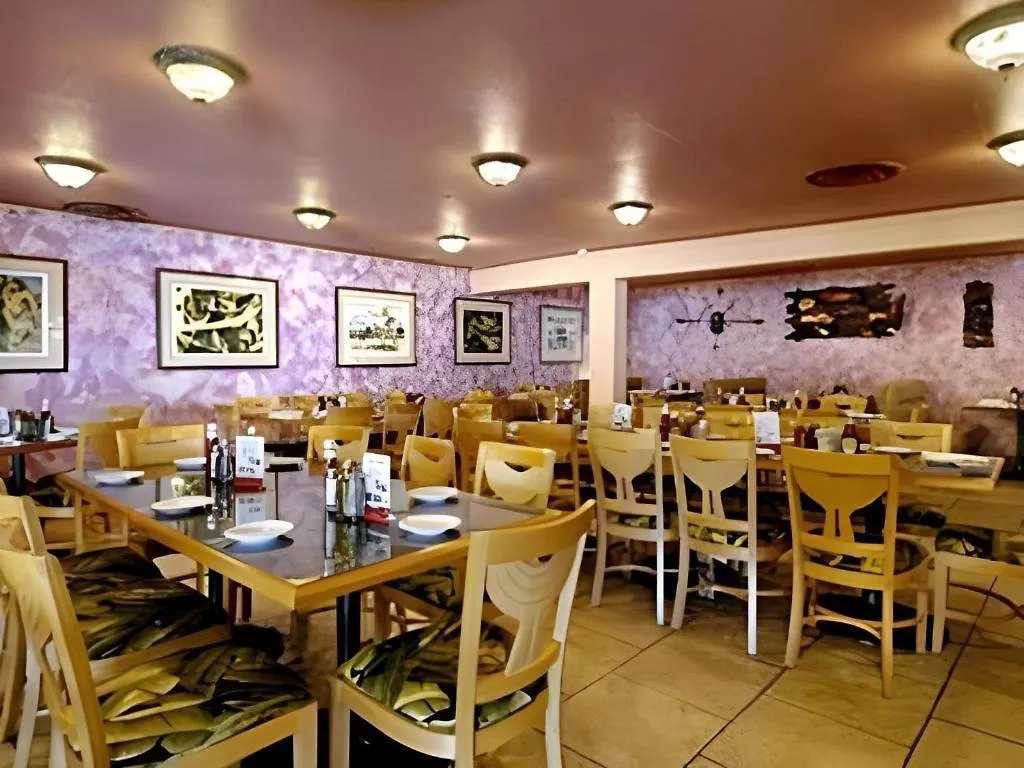 Hotel Shalimar Hostel Las Vegas