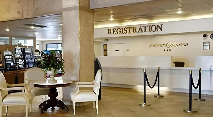 Hotel Shalimar Hostel Las Vegas