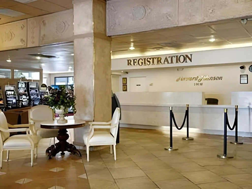 Hotel Shalimar Hostel Las Vegas